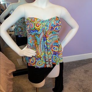 Never worn patterned strapless tankini top